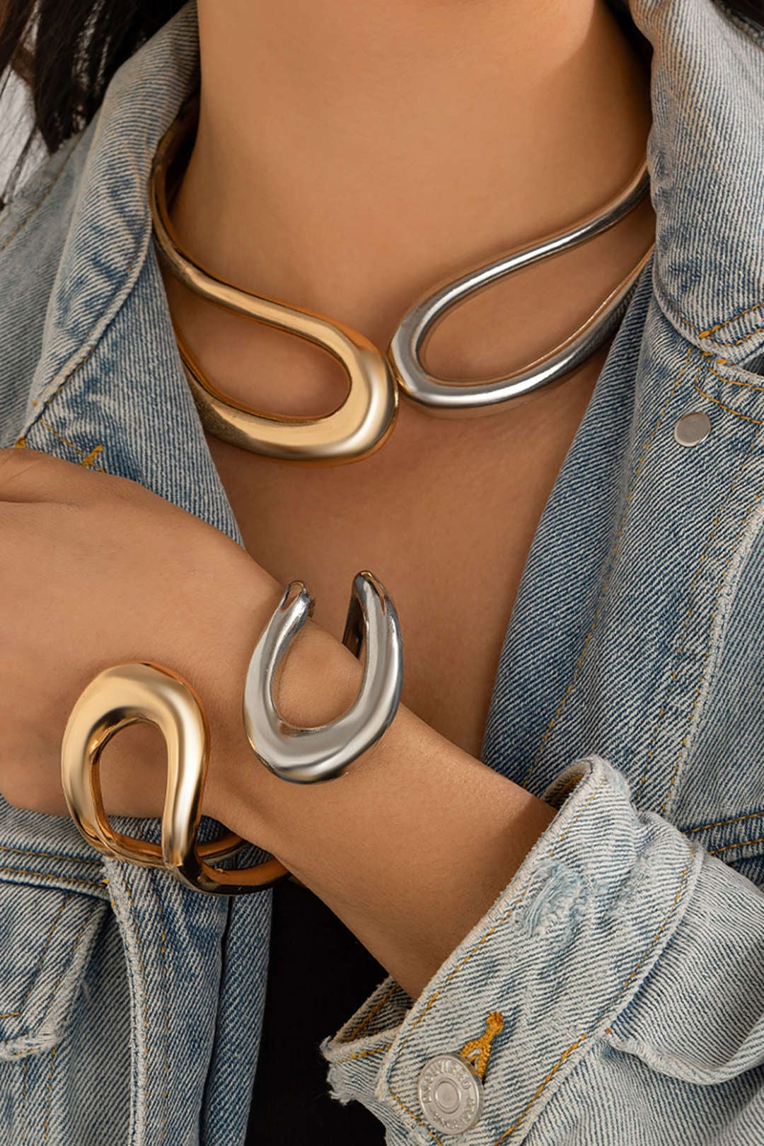 Laia | Pulsera Rígida Asimétrica Mujer Escultórica