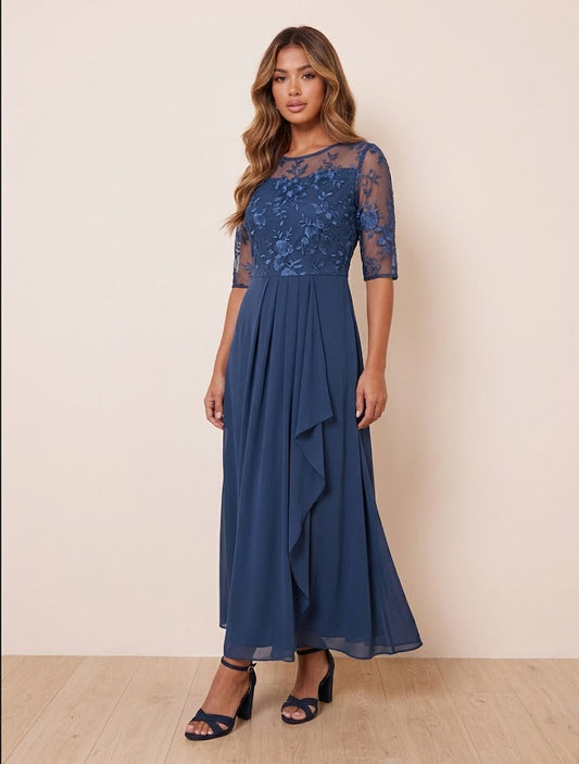 Vega | Elegante vestito in chiffon