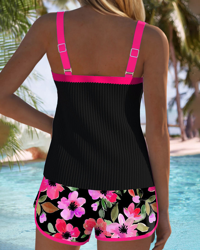 Valeria - Elegant tankini med blommiga shorts
