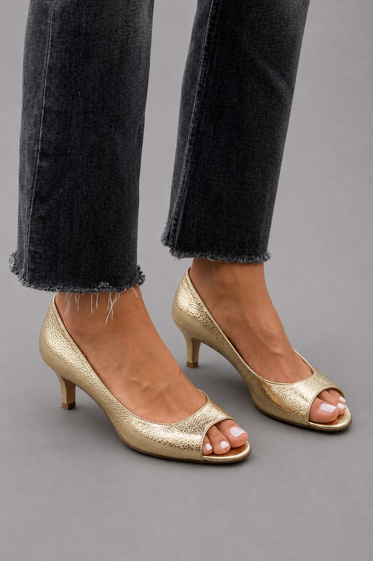 Lågklackade sandaler med öppen tå