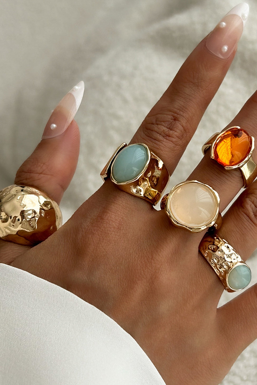 Nerea | Anillo Dorado Mujer Piedras Naturales Ajustable